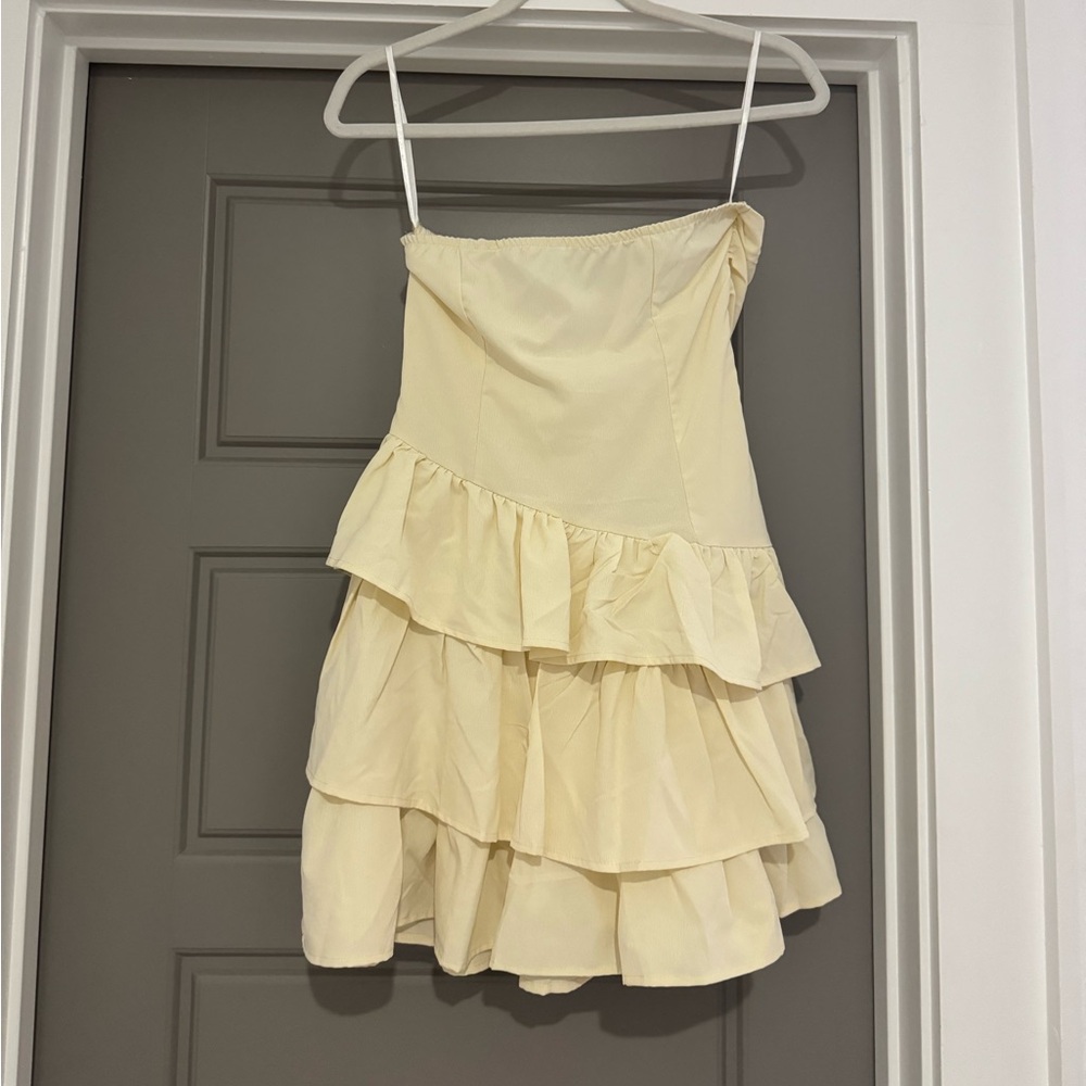 Cream Ruffled Strapless Dress - Picture 2 of 2